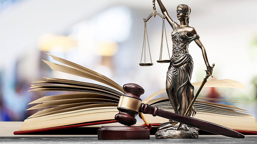 desktop-wallpaper-law-firm-ceo-achieves-success